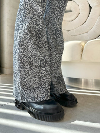 Flare Fit Tiger Grey Casual Jeans
